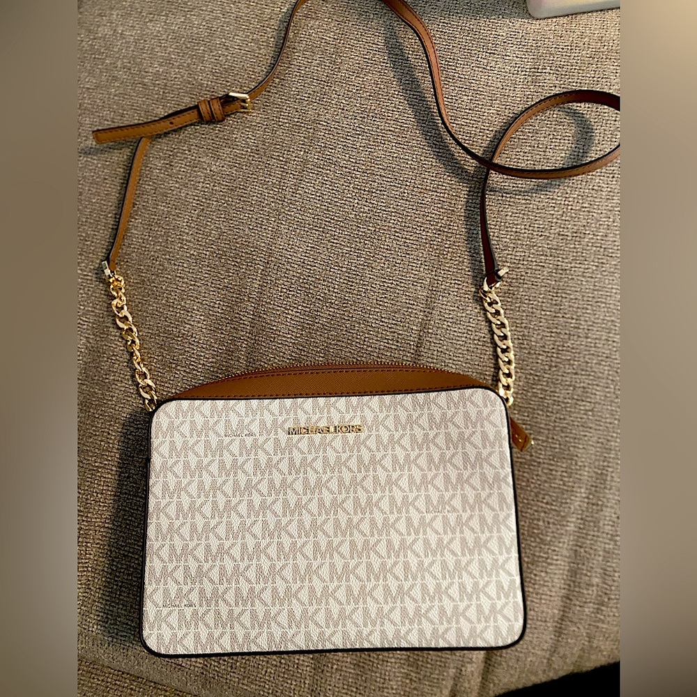 Michael Kors crossbody
